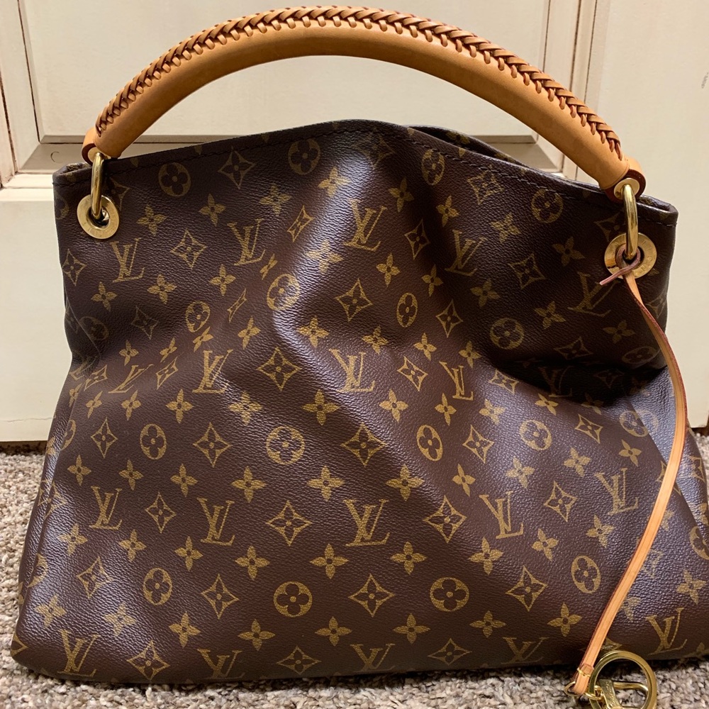 Louis Vuitton Artsy.